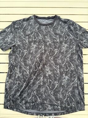 Matix Men's Black Marble-Pattern Short Sleeve Tee